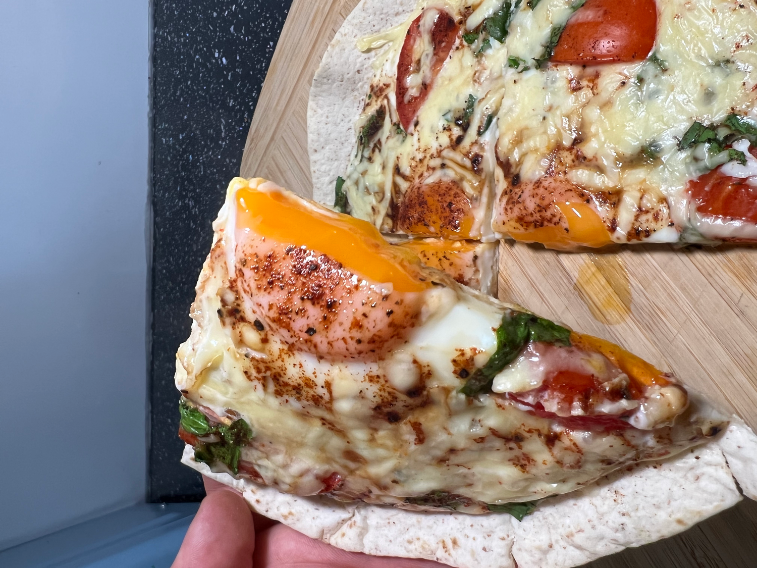 Egg Breakfast Pizza